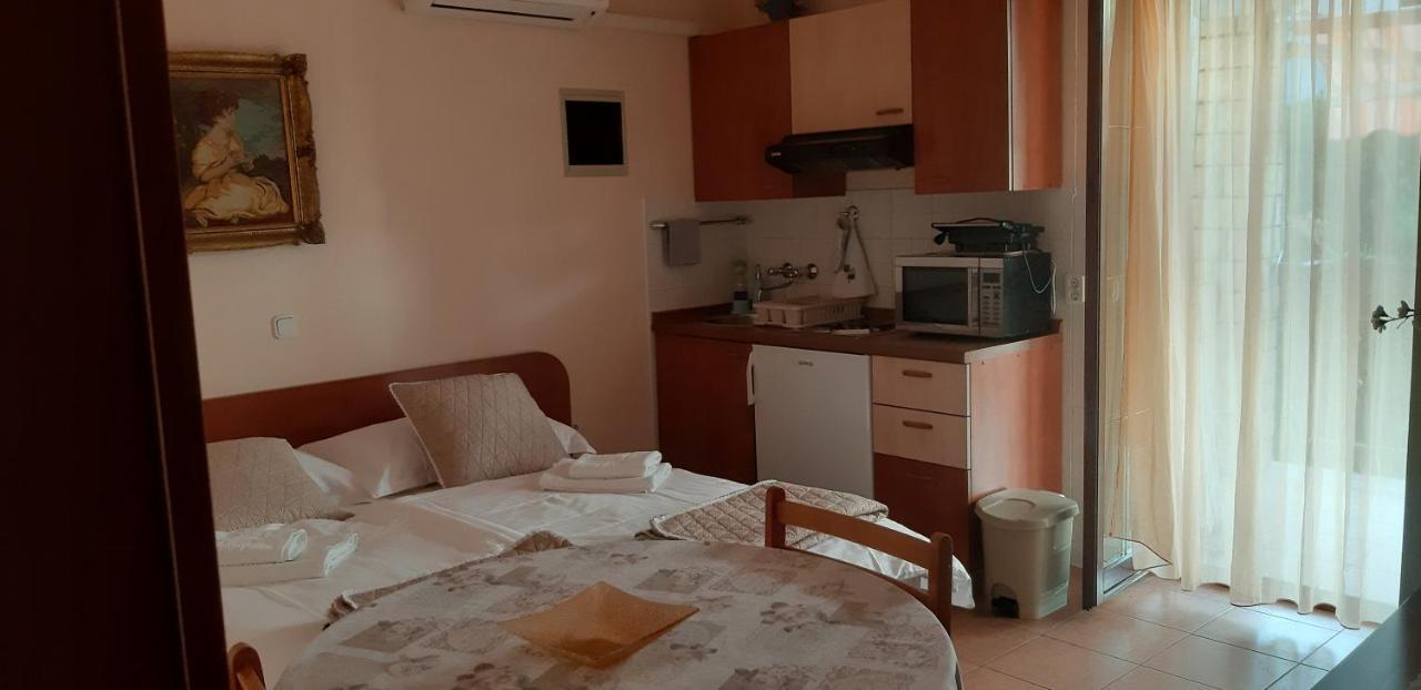 Adria Vrsar Apartment ภายนอก รูปภาพ