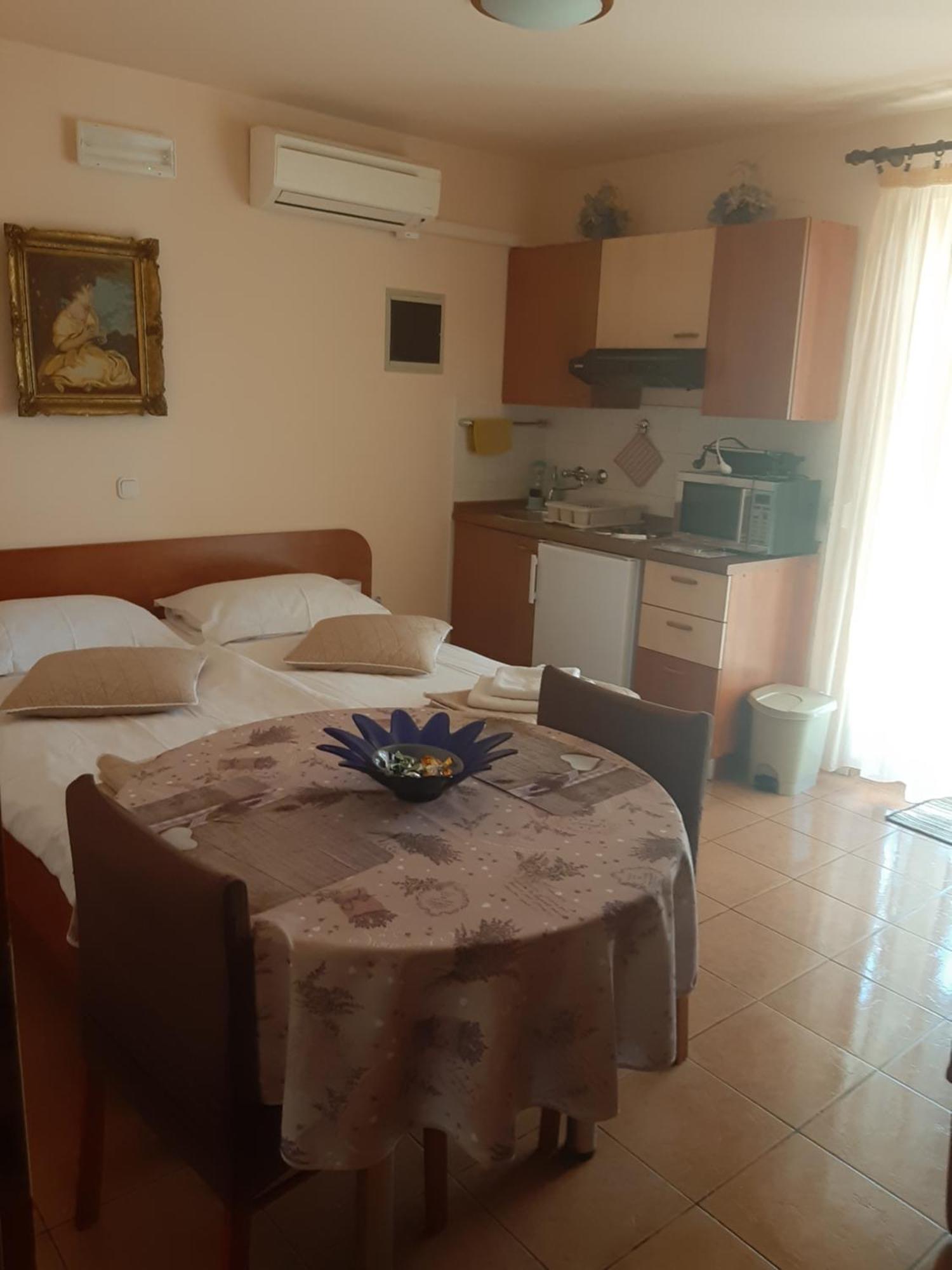 Adria Vrsar Apartment ภายนอก รูปภาพ