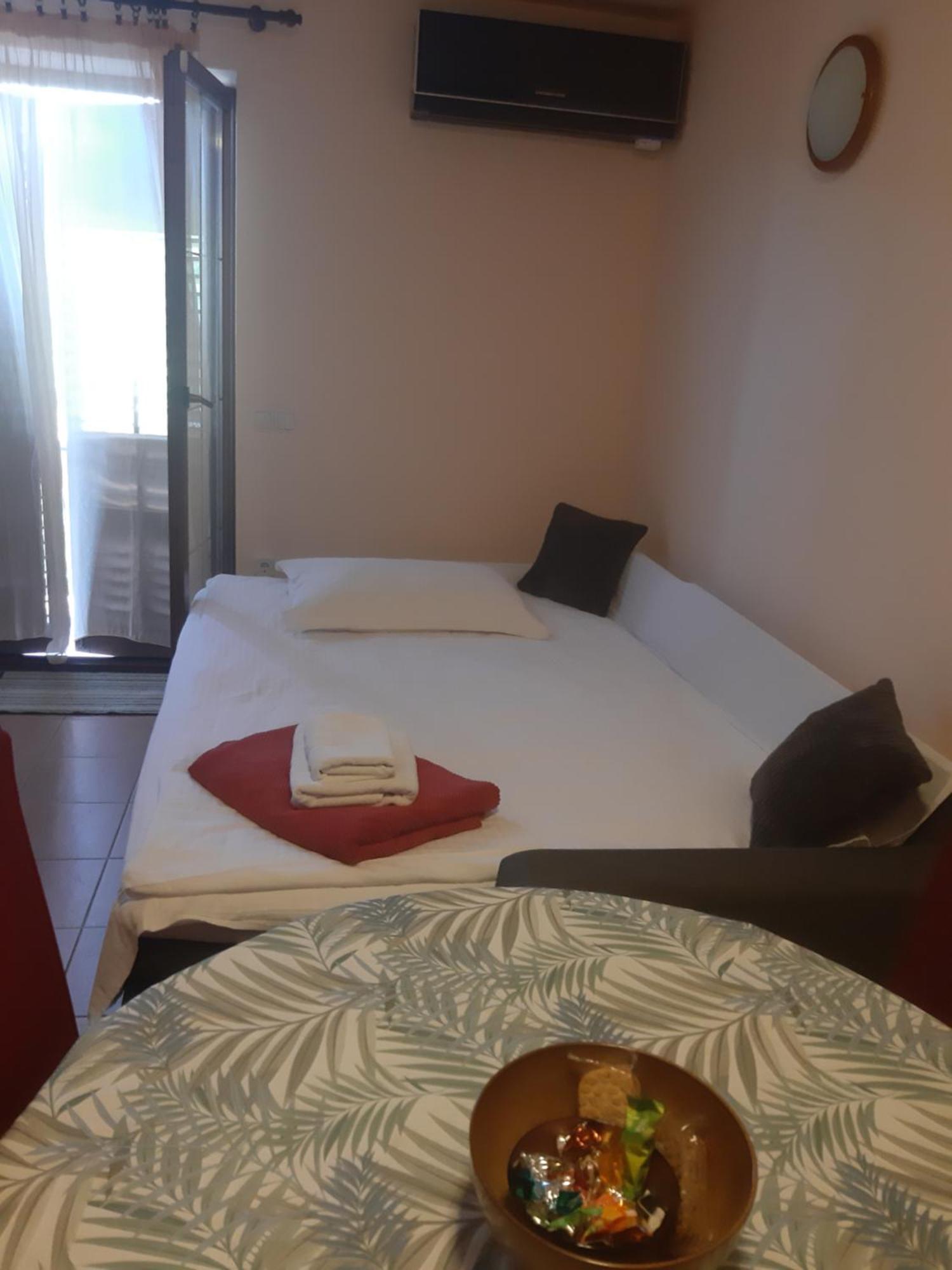 Adria Vrsar Apartment ภายนอก รูปภาพ